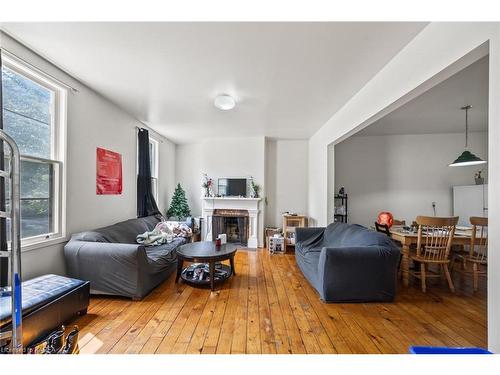 121 William Street, Kingston, ON - Indoor Photo Showing Living Room With Fireplace