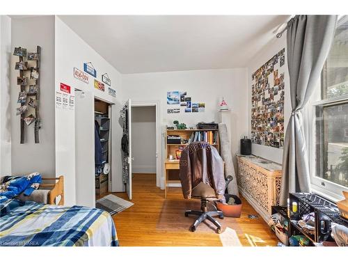 117/119 William Street, Kingston, ON - Indoor Photo Showing Bedroom