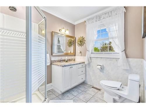 888 County Road 8, Greater Napanee, ON - Indoor Photo Showing Bathroom