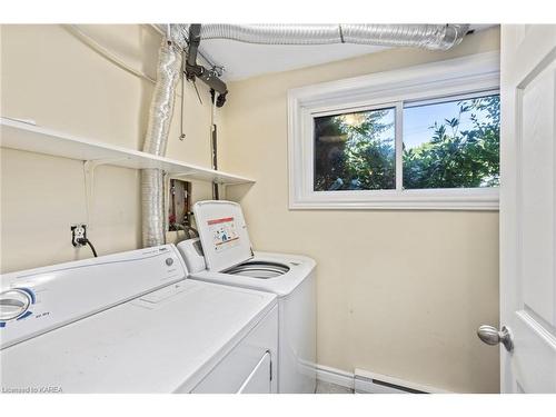 17 Shaw Street, Kingston, ON - Indoor Photo Showing Laundry Room