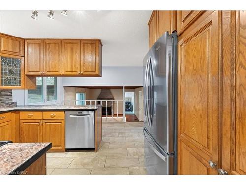 1432 Wallbridge-Loyalist Road Road, Quinte West, ON - Indoor Photo Showing Kitchen