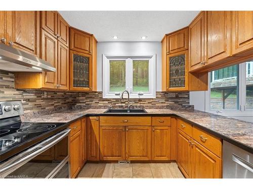 1432 Wallbridge-Loyalist Road Road, Quinte West, ON - Indoor Photo Showing Kitchen With Double Sink