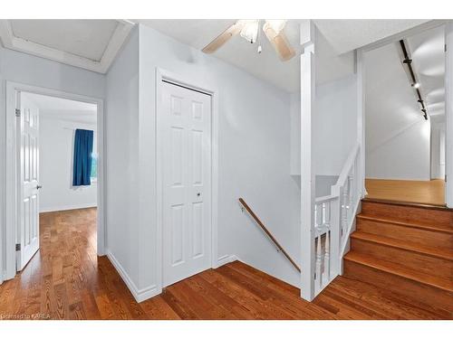 1432 Wallbridge-Loyalist Road Road, Quinte West, ON - Indoor Photo Showing Other Room