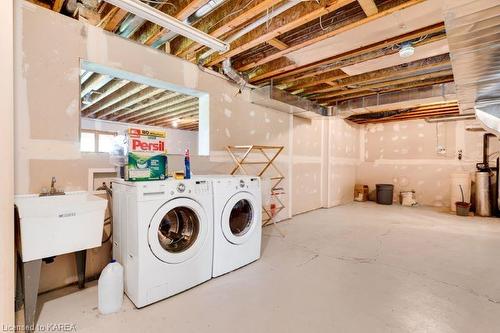 9868 County Road 42, Westport, ON - Indoor Photo Showing Laundry Room