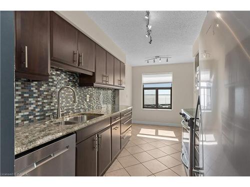 601-185 Ontario Street, Kingston, ON - Indoor Photo Showing Kitchen With Double Sink With Upgraded Kitchen