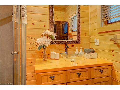 91 Echo Glen Lane, Lansdowne, ON - Indoor Photo Showing Bathroom