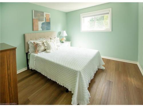 28 Chartwell Crescent, Kingston, ON - Indoor Photo Showing Bedroom