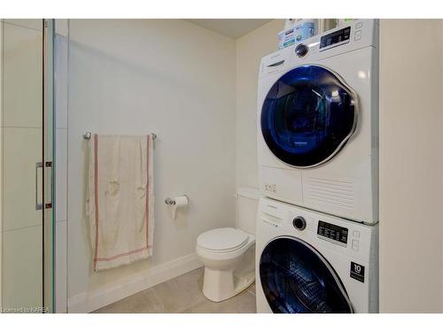 336-652 Princess Street, Kingston, ON - Indoor Photo Showing Laundry Room