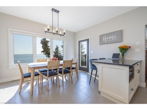 4506 Bath Road, Amherstview, ON - Indoor Photo Showing Dining Room