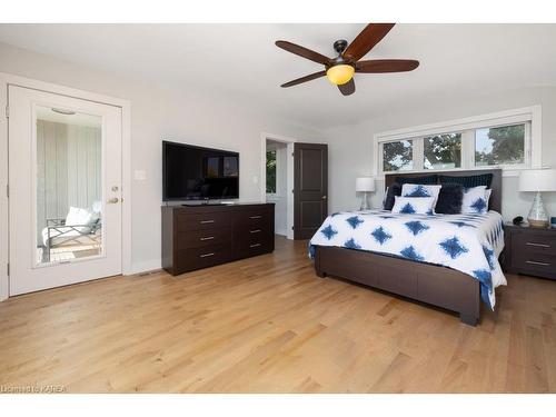 4506 Bath Road, Amherstview, ON - Indoor Photo Showing Bedroom