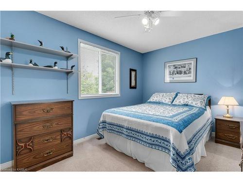 1030 Greenwood Park Drive, Kingston, ON - Indoor Photo Showing Bedroom