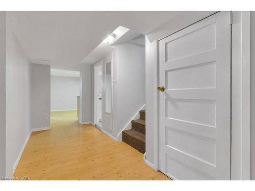 515 Rideau Street, Kingston, ON - Indoor Photo Showing Other Room