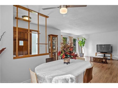 35 Derby Gate Crescent, Kingston, ON - Indoor Photo Showing Dining Room