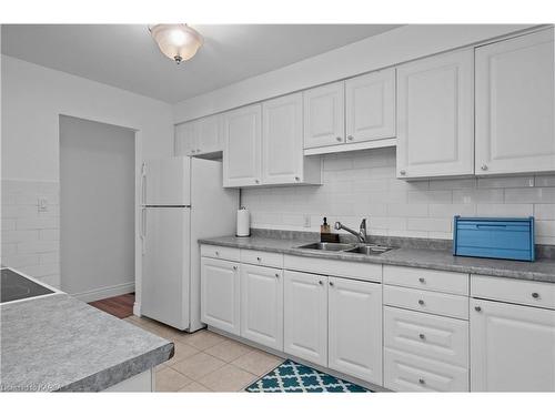 35 Derby Gate Crescent, Kingston, ON - Indoor Photo Showing Kitchen With Double Sink