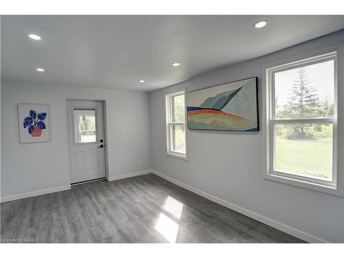 4770 Highway 2 E, Gananoque, ON - Indoor Photo Showing Other Room