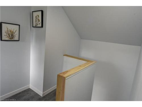 4770 Highway 2 E, Gananoque, ON - Indoor Photo Showing Other Room