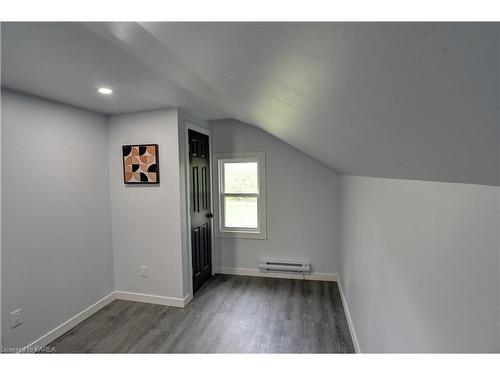 4770 Highway 2 E, Gananoque, ON - Indoor Photo Showing Other Room