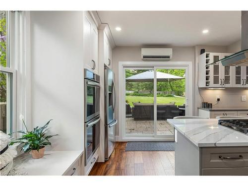 309 King Street W, Kingston, ON - Indoor Photo Showing Kitchen