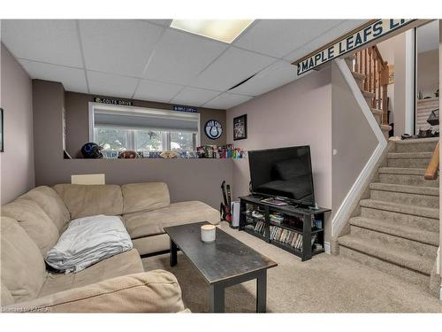 568 Davis Drive, Kingston, ON - Indoor Photo Showing Other Room