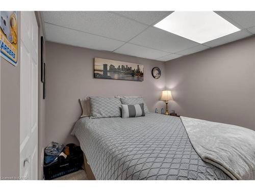 568 Davis Drive, Kingston, ON - Indoor Photo Showing Bedroom