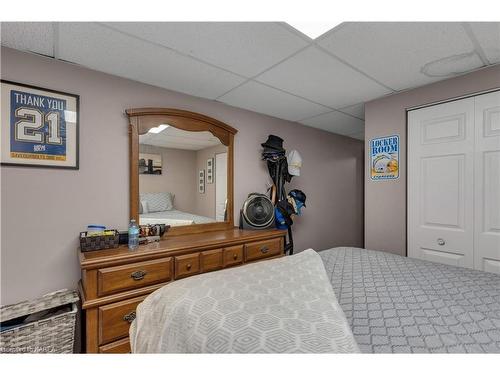 568 Davis Drive, Kingston, ON - Indoor Photo Showing Bedroom