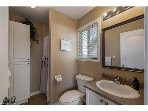 1231 Amanda Court, Kingston, ON - Indoor Photo Showing Bathroom