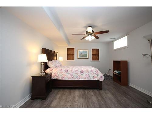 590 Mohini Place, Kingston, ON - Indoor Photo Showing Bedroom