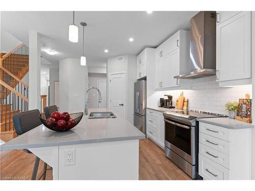 1386 Andersen Drive, Kingston, ON - Indoor Photo Showing Kitchen With Double Sink With Upgraded Kitchen