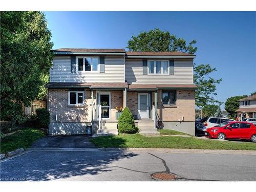 67-22 Coventry Crescent, Kingston, ON - Outdoor With Facade