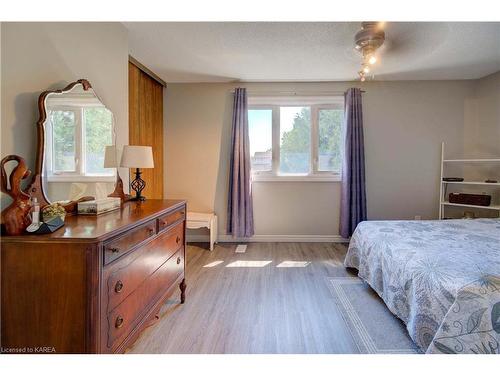 67-22 Coventry Crescent, Kingston, ON - Indoor Photo Showing Bedroom