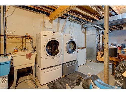 67-22 Coventry Crescent, Kingston, ON - Indoor Photo Showing Laundry Room