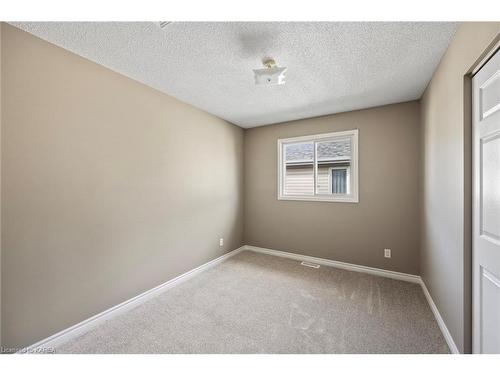 836 Peachwood Street, Kingston, ON - Indoor Photo Showing Other Room