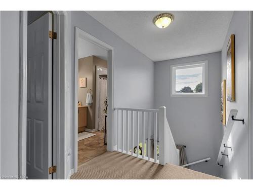 496 Grandtrunk Avenue, Kingston, ON - Indoor Photo Showing Other Room