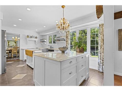 784 Wartman Avenue, Kingston, ON - Indoor Photo Showing Kitchen