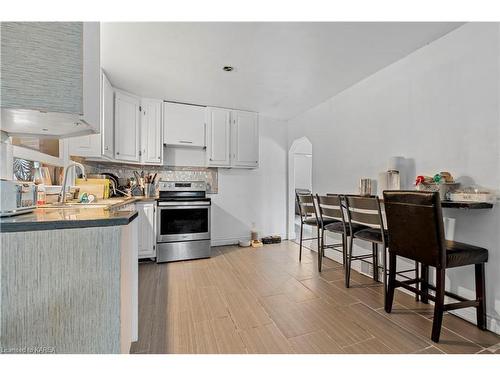 44 Lakeview Avenue, Kingston, ON - Indoor Photo Showing Kitchen