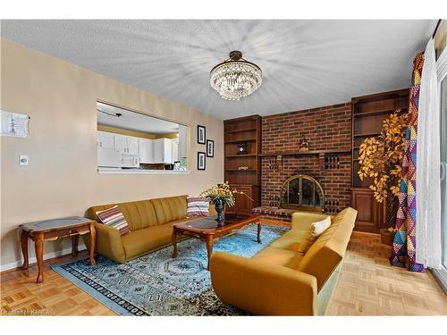 785 Allum Avenue, Kingston, ON - Indoor Photo Showing Living Room With Fireplace