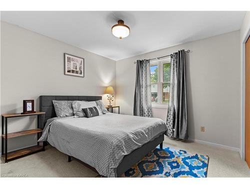 785 Allum Avenue, Kingston, ON - Indoor Photo Showing Bedroom