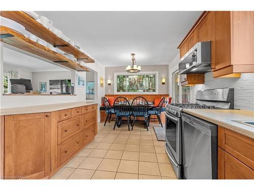 1449 Heath Street, Kingston, ON - Indoor Photo Showing Kitchen