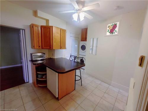 40 Ordnance Street, Kingston, ON - Indoor Photo Showing Kitchen