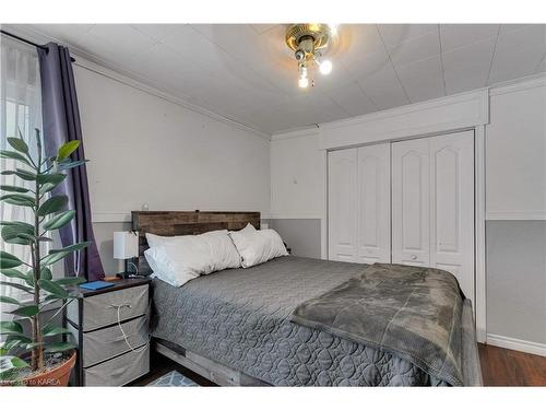 87 Kingscourt Avenue, Kingston, ON - Indoor Photo Showing Bedroom