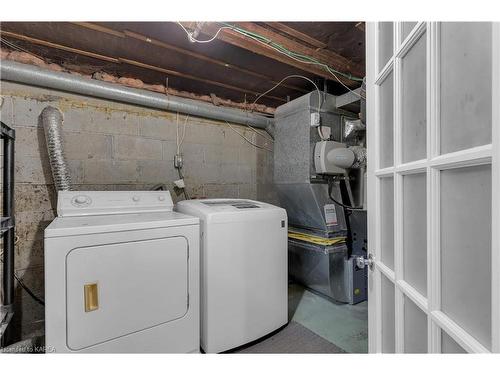 87 Kingscourt Avenue, Kingston, ON - Indoor Photo Showing Laundry Room