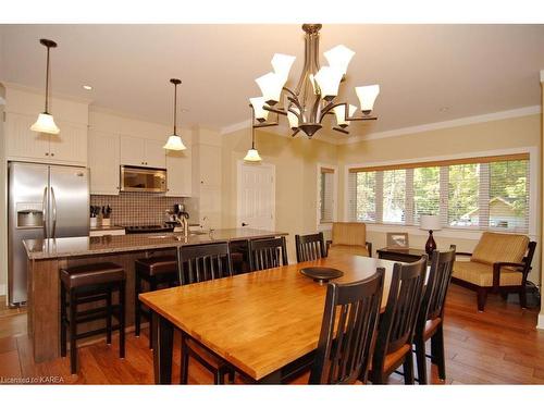 10-3-532 10Th Concession Road, Westport, ON - Indoor Photo Showing Other Room