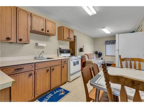 788 River Styx Lane, Kingston, ON - Indoor Photo Showing Kitchen