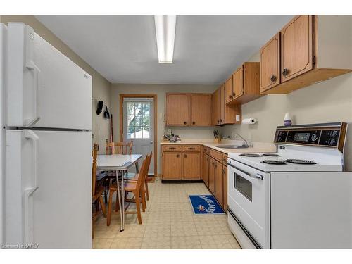 788 River Styx Lane, Kingston, ON - Indoor Photo Showing Kitchen