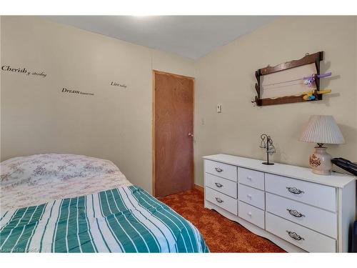 788 River Styx Lane, Kingston, ON - Indoor Photo Showing Bedroom