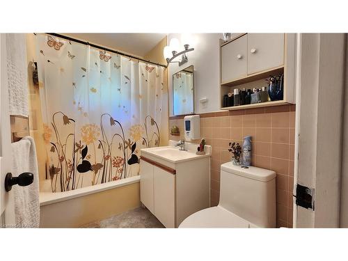 1441 Audrey Street, Kingston, ON - Indoor Photo Showing Bathroom