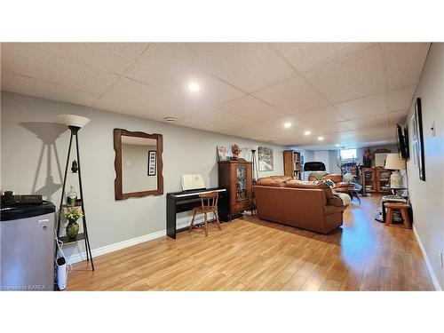 1441 Audrey Street, Kingston, ON - Indoor