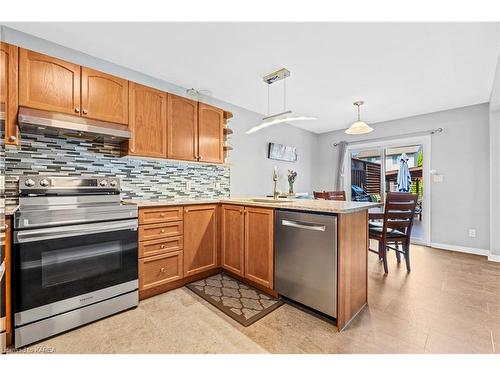 450 Laura Avenue, Kingston, ON - Indoor Photo Showing Kitchen