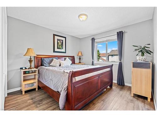 450 Laura Avenue, Kingston, ON - Indoor Photo Showing Bedroom