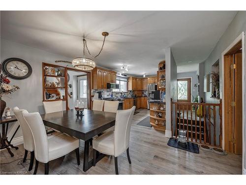 2503 Perth Road, Kingston, ON - Indoor Photo Showing Dining Room